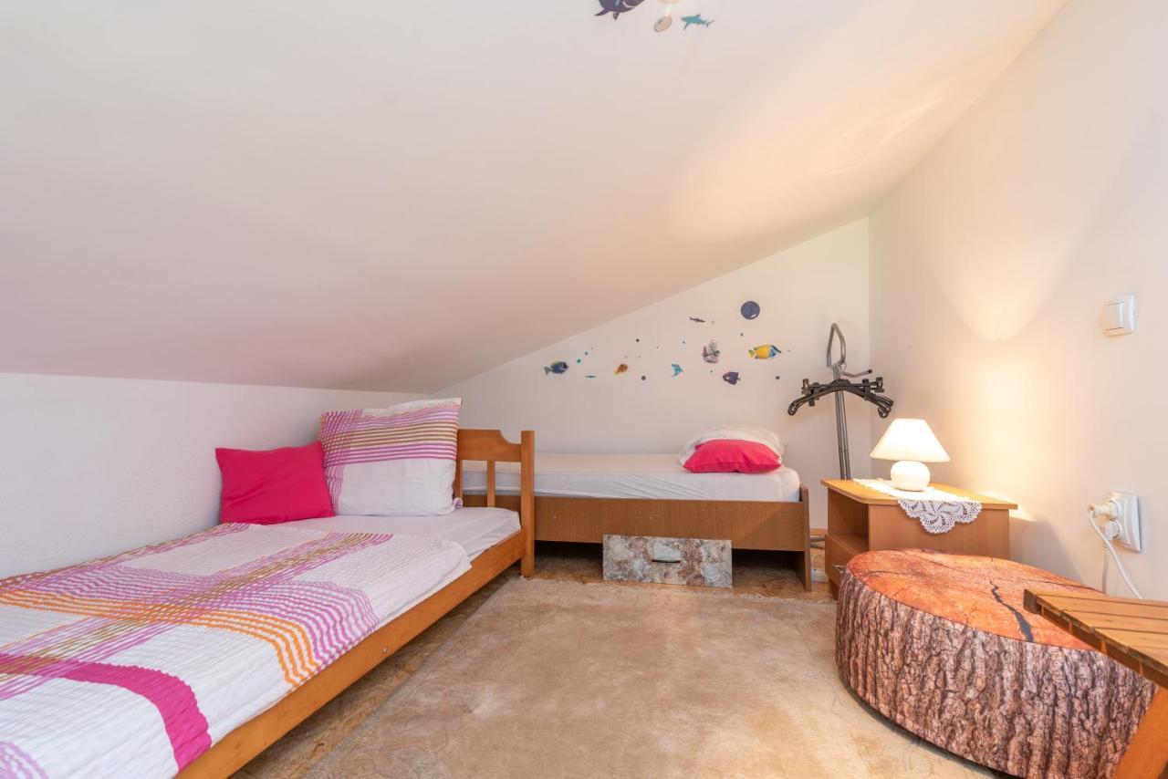 Apartmani Kate Trogir Bagian luar foto