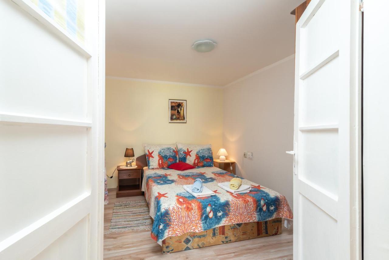 Apartmani Kate Trogir Bagian luar foto